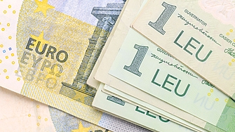 Румънската лея достигна рекордно ниско ниво от 5 1529 леи за