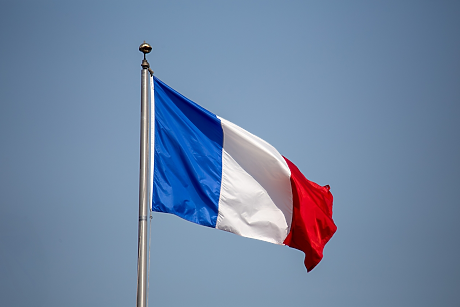 Франция замразява разходи за 6 млрд. евро заради кризата в Близкия изток