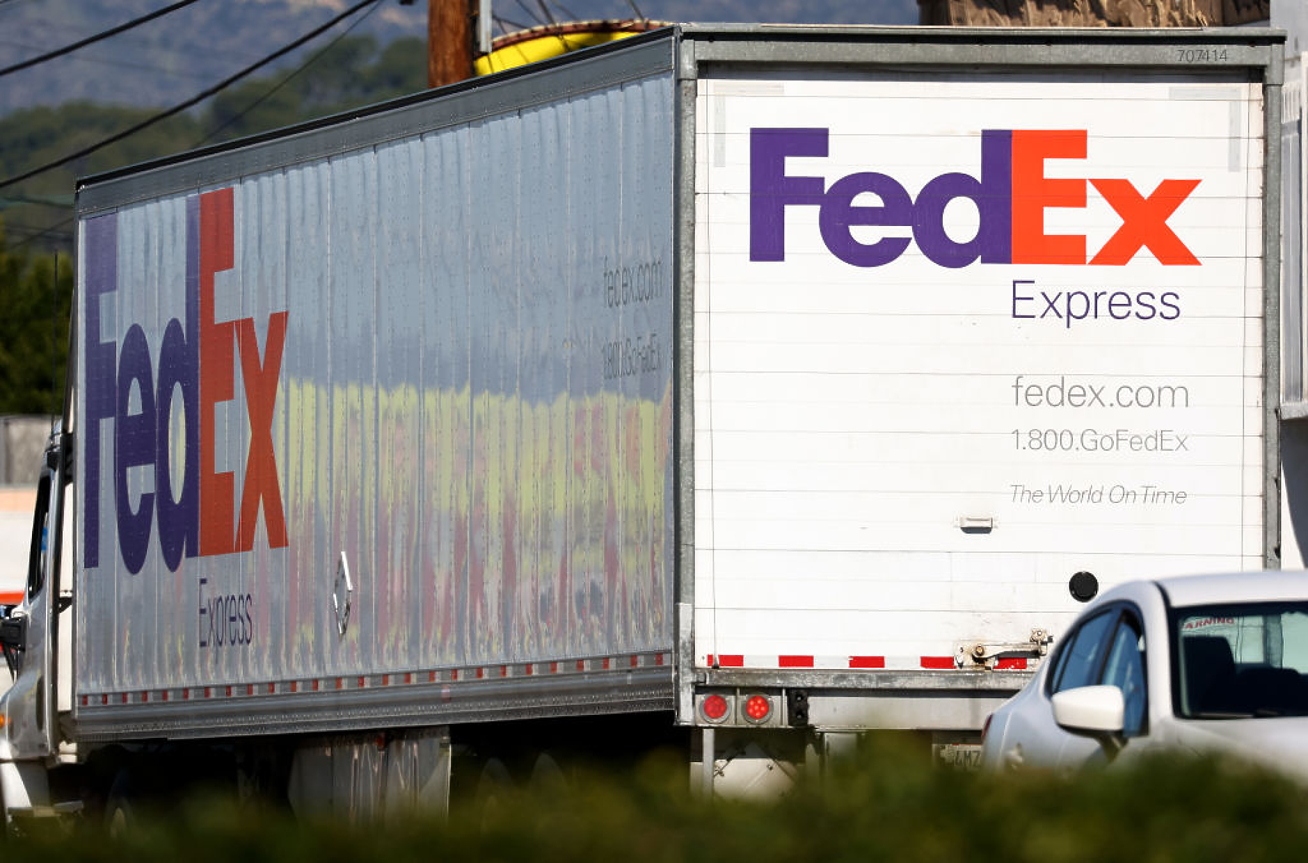 Американският логистичен гигант FedEx ще прекрати дейността си на летището в Солун