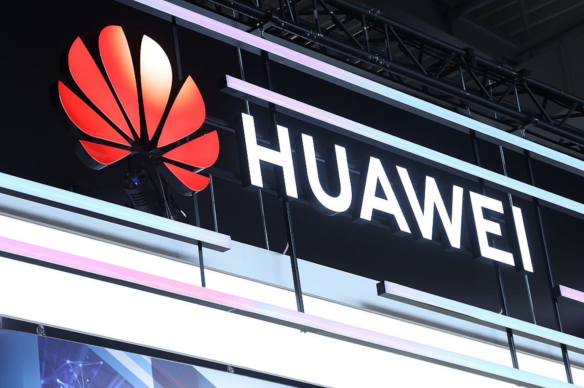 Huawei се похвали с пробив в дизайна на чипове на фона на американските санкции