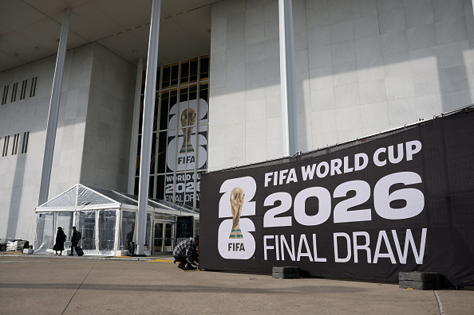 FIFA потвърди, че лагерът на националите по футбол на Иран е преместен в мексиканския град Тихуана