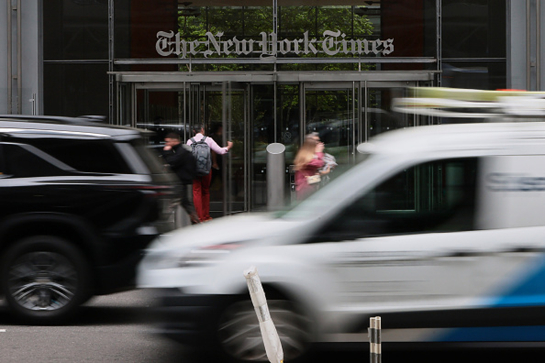 Борба за достъп до информация:  The New York Times втори път съди Пентагона за пет месеца