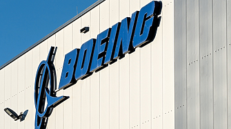 Акциите на Boeing спадат след като Китай не изпълни очакванията за голяма самолетна сделка
