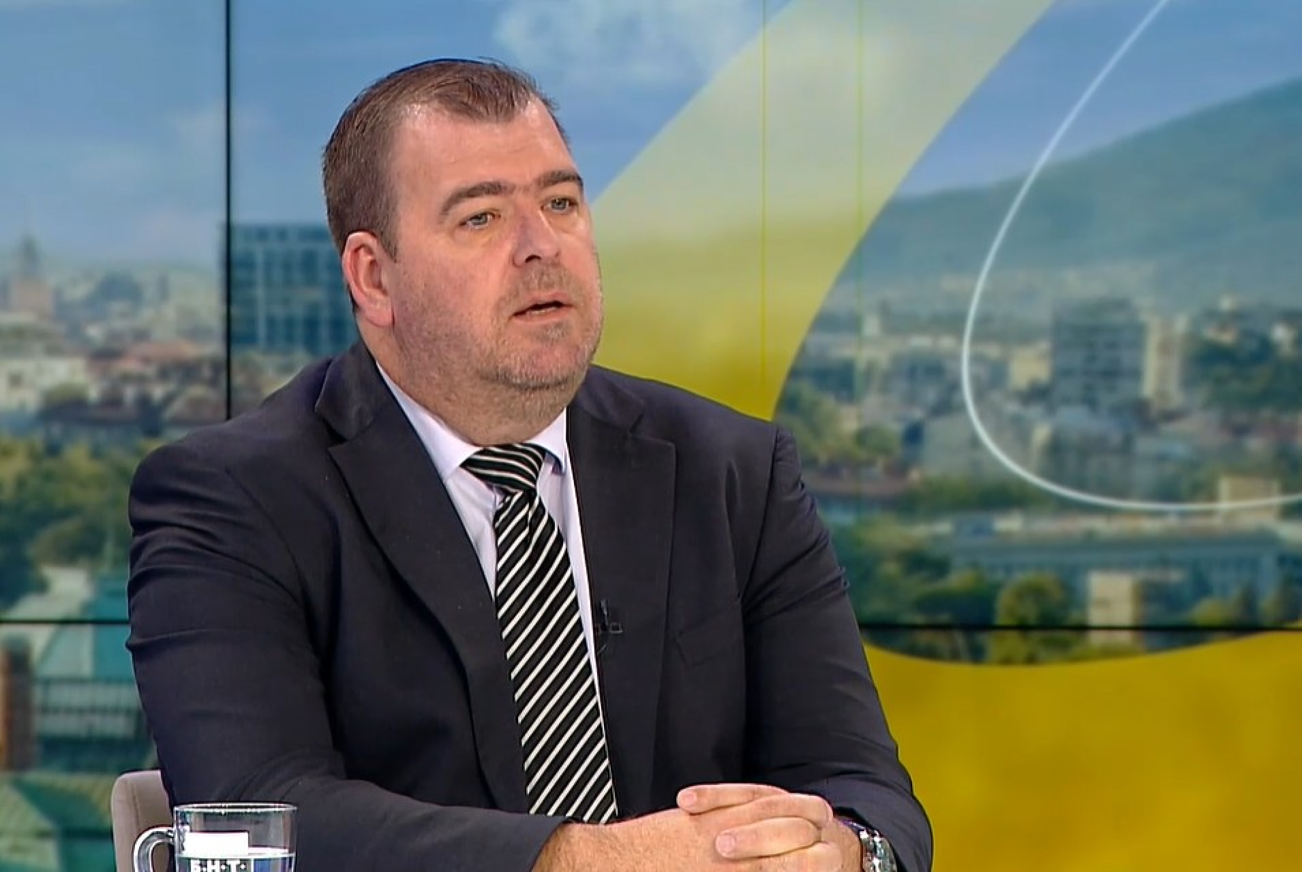 Явор Гечев: Намалението на цените е за сметка на веригите, а не на производителите