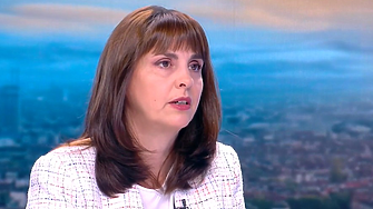 Ефремова: Необходим е задълбочен анализ на заплатите в държавната администрация