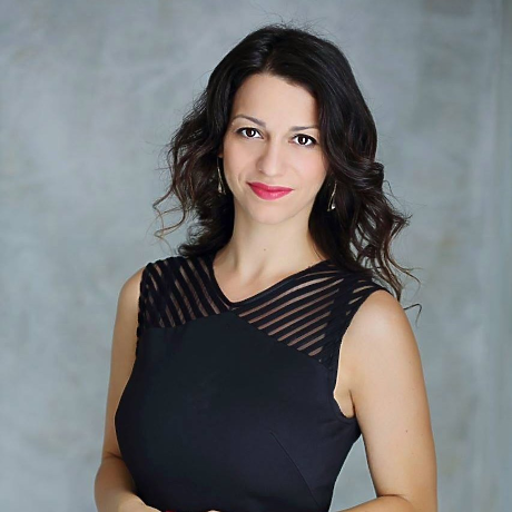 Диана Аладжова