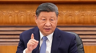 Китайският президент Си Дзинпин публикува политически документ за стратегическо планиране