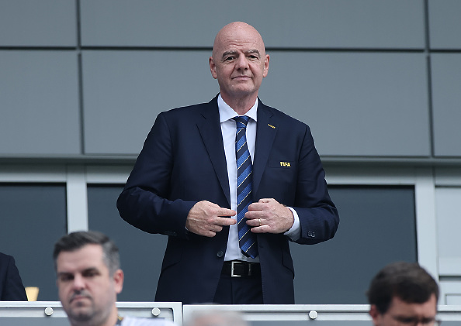 Президентът на FIFA: Организацията не може да управлява правителствата и полицията за визите