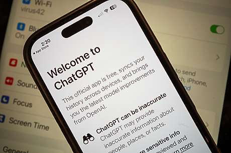 ChatGPT стана най-бързо развиващото се приложение в историята с над милиард потребители месечно за 3 години