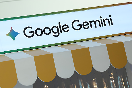 Топмениджър на Google и създател на чатбота Gemini се присъедини към OpenAI