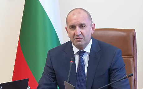 Правителството въвежда таван на заплатите за част от ръководствата на държавни предприятия и контролни органи