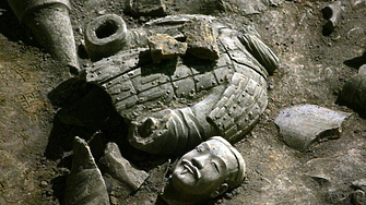 Археолози са изследвали древна гробница в некропола Заошулин в провинция