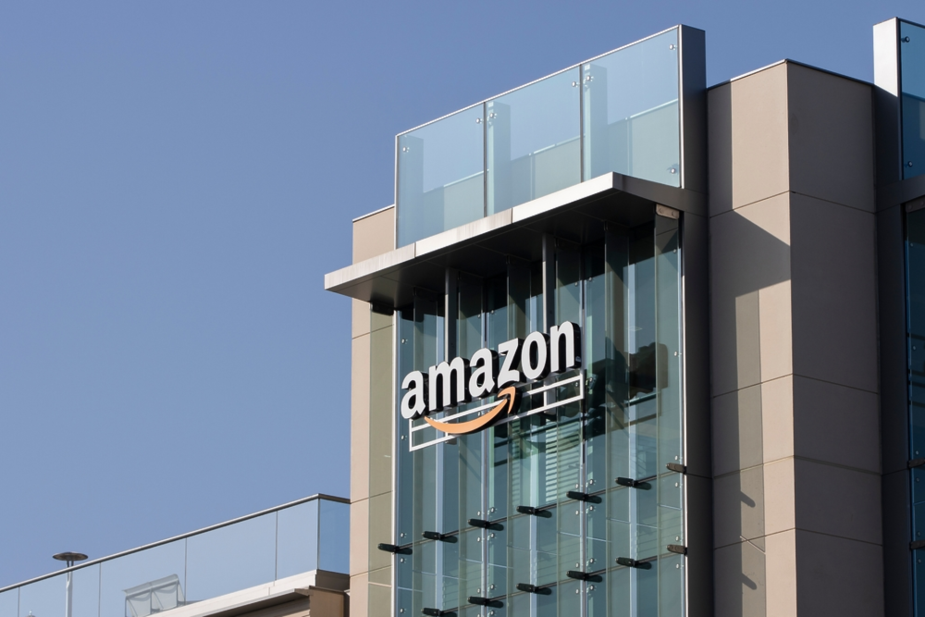 Amazon се готви да пусне интернет услугата Leo – конкурент на Starlink