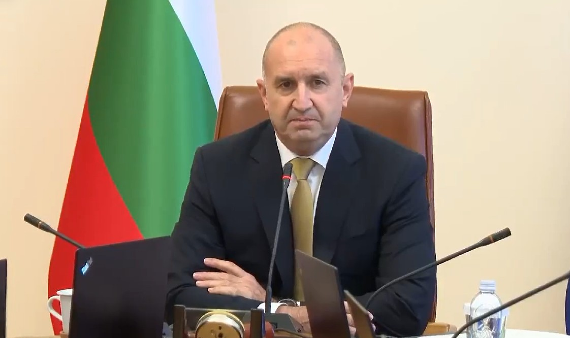 Радев: МВР и службите ще действат още по-твърдо срещу политическата корупция