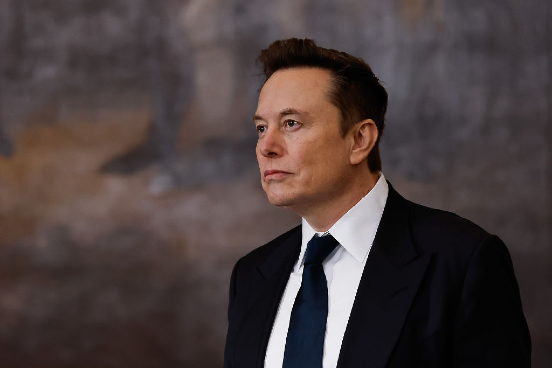 Мъск за продажбата на китайския бизнес на Tesla: Абсурдно фалшива новина