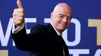 Инфантино се извини за направените „грешки“, остава президент на ФИФА