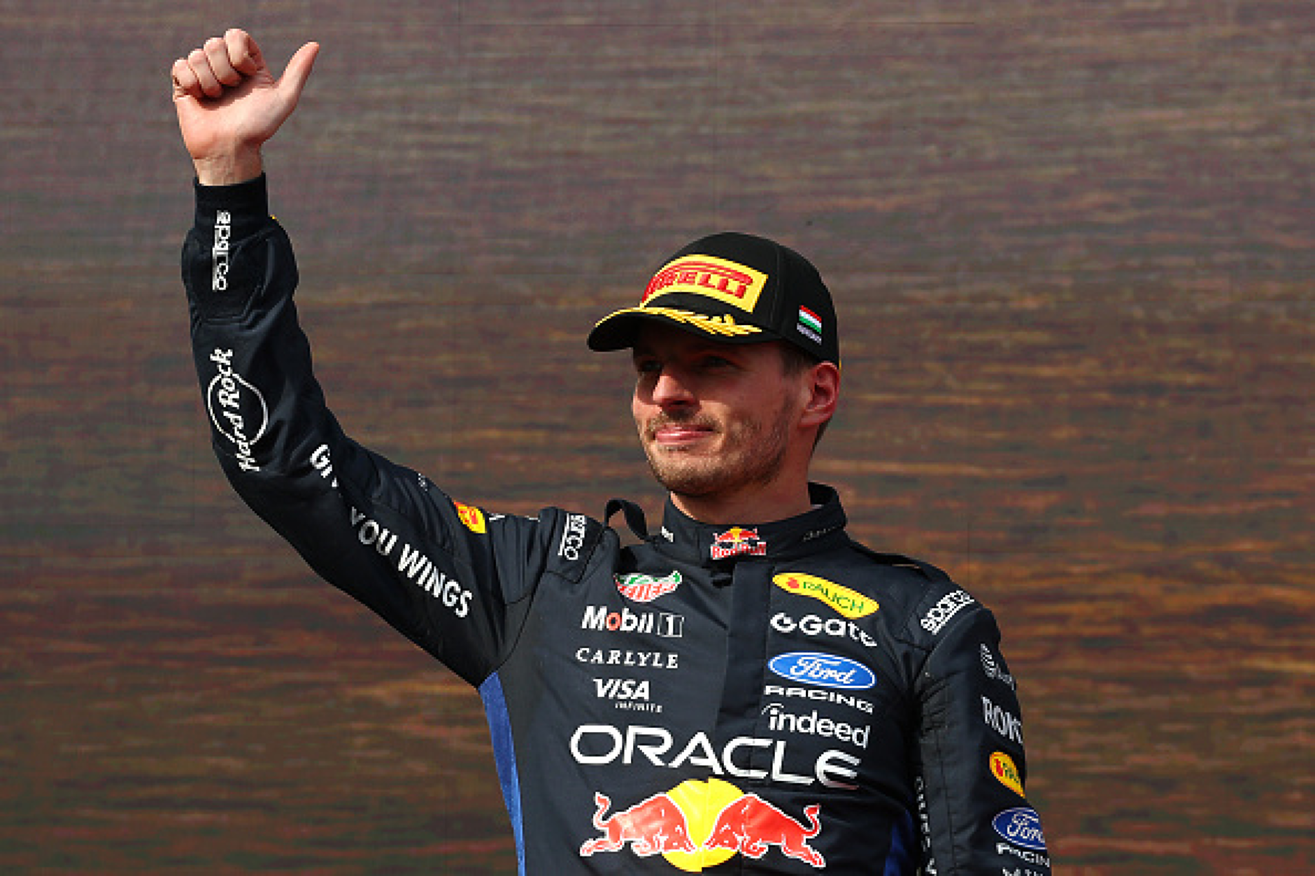 Отборът от Формула 1 Red Bull е готов да предложи нов договор на пилота си Макс Верстапен