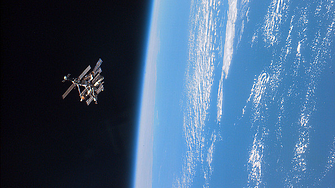 „Ловец“ на космически апарати на NASA се повреди, докато се опитва да спаси обсерватория