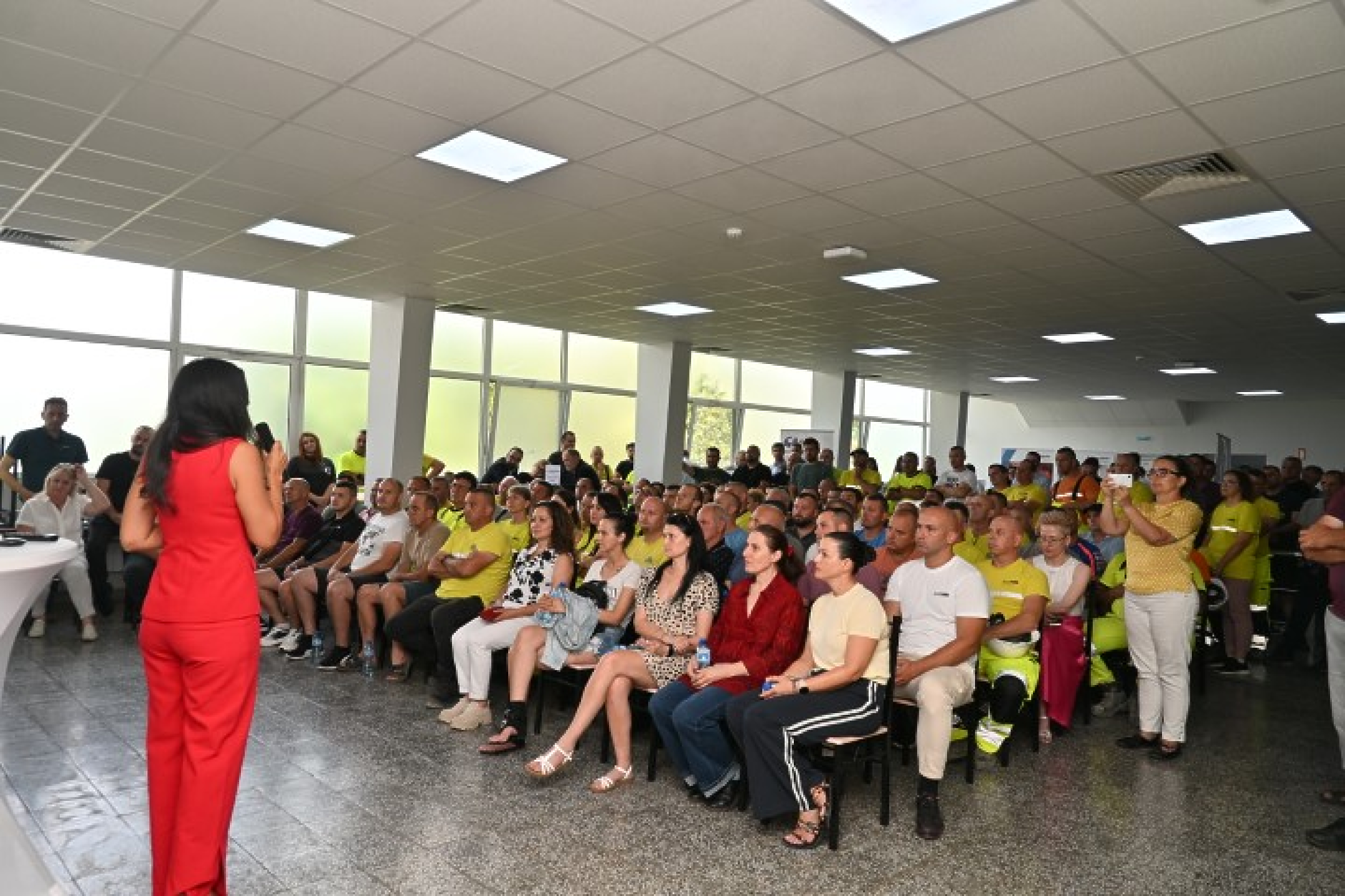 „ДПМ Крумовград“ подкрепя служителите си с нови кариерни възможности