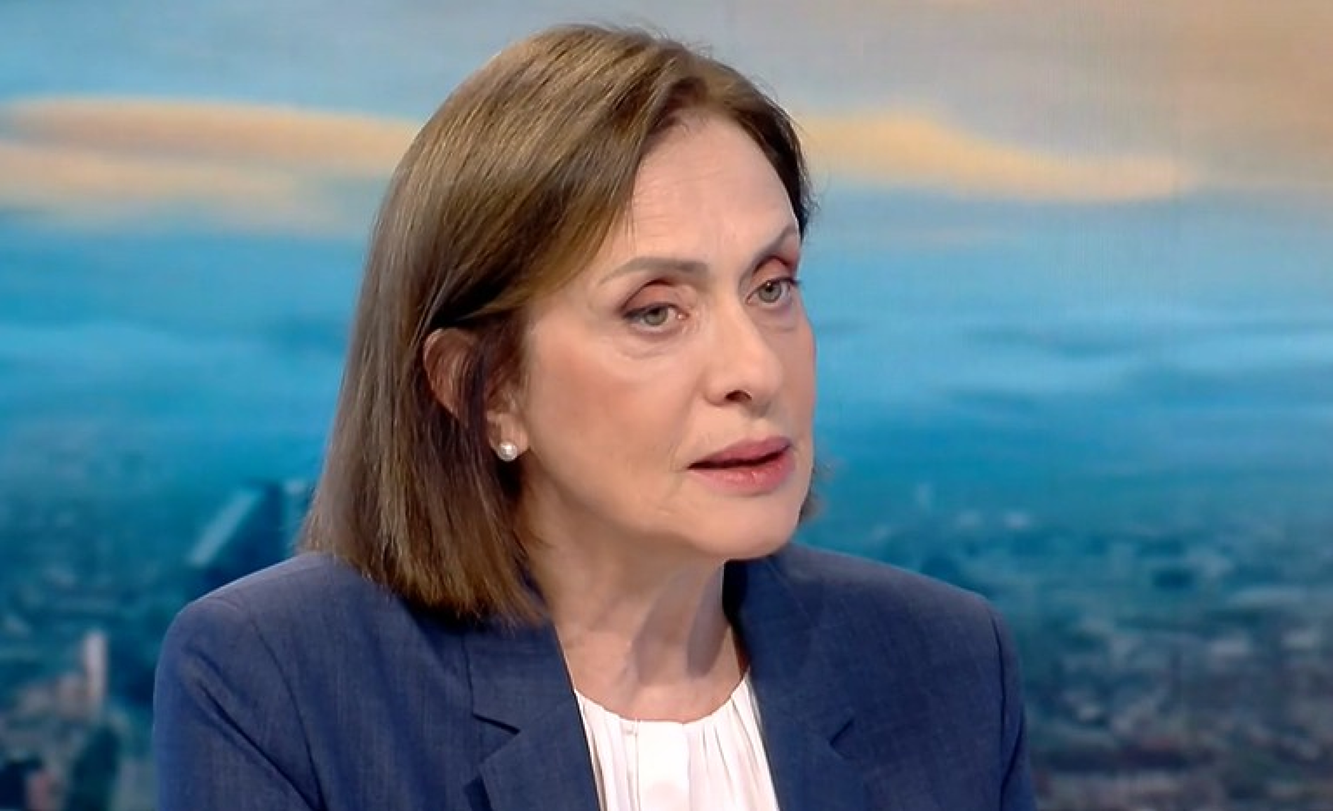 Надежда Нейнски: България губи външнополитическата си тежест заради непоследователност