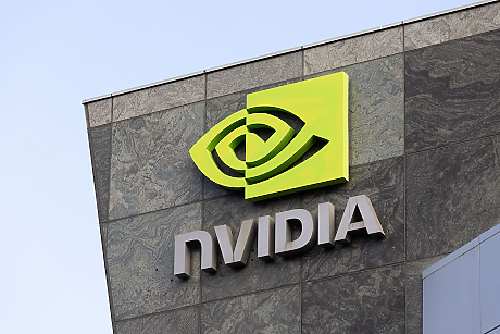 Бумът на разходите за AI не е приключил: Nvidia прогнозира 70% ръст на продажбите през следващата година
