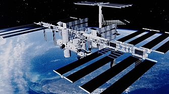 Астронавти на NASA и Европейската космическа агенция излизат в открития комсос за ремонти на МКС