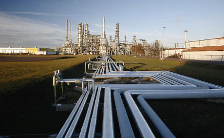 Турция купи най-ниския обем газ от две години и се отказа от американския внос на втечнено гориво