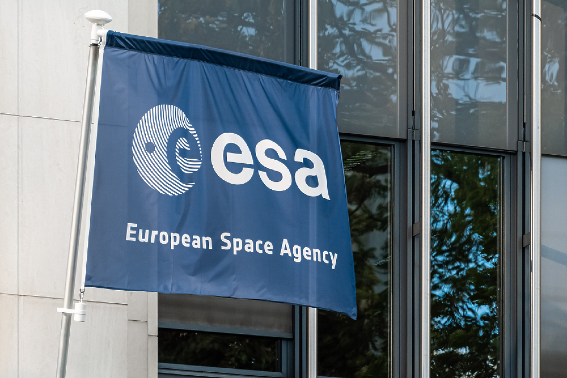 Европа изгражда собствена космическа независимост: ESA подписа договор за 158,9 млн. евро с PLD Space
