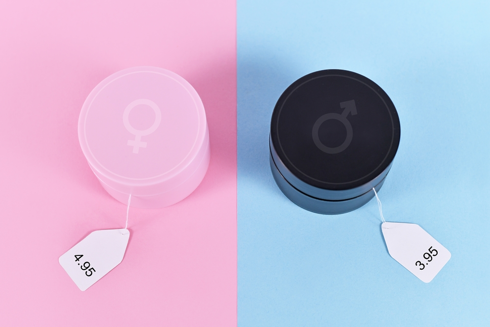 Плащат ли жените повече? Какво всъщност стои зад т.нар. pink tax в ЕС