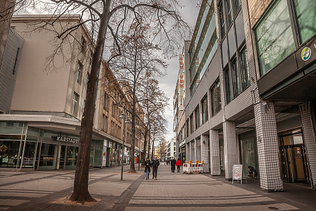 Отварянето на магазините в неделя - вековното табу в Германия, което правителството иска да наруши