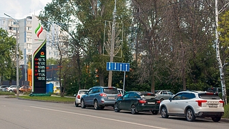 Горивната криза в Русия се задълбочава: бензин липсва в 7 от 10 бензиностанции