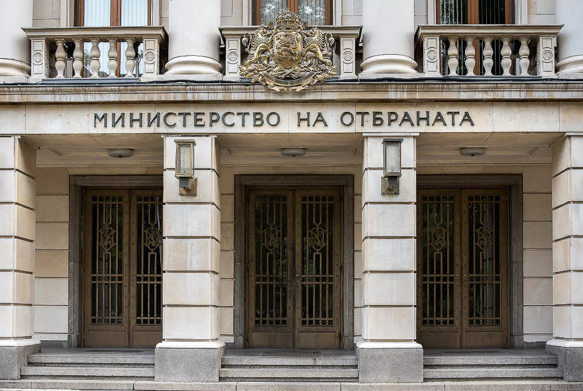 МО: Взривилият се във въздушното ни пространство дрон вероятно е украински, инцидентът не е преднамерен