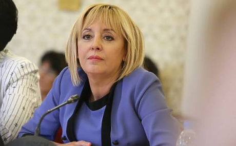 Мая Манолова оглави Комисията за защита на потребителите
