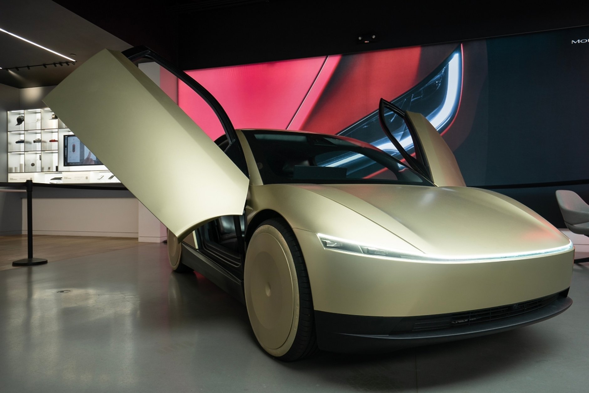 Tesla пита фирми дали искат да купят и управляват автопаркове с роботаксита