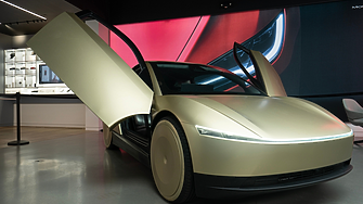 Tesla пита фирми дали искат да купят и управляват автопаркове с роботаксита