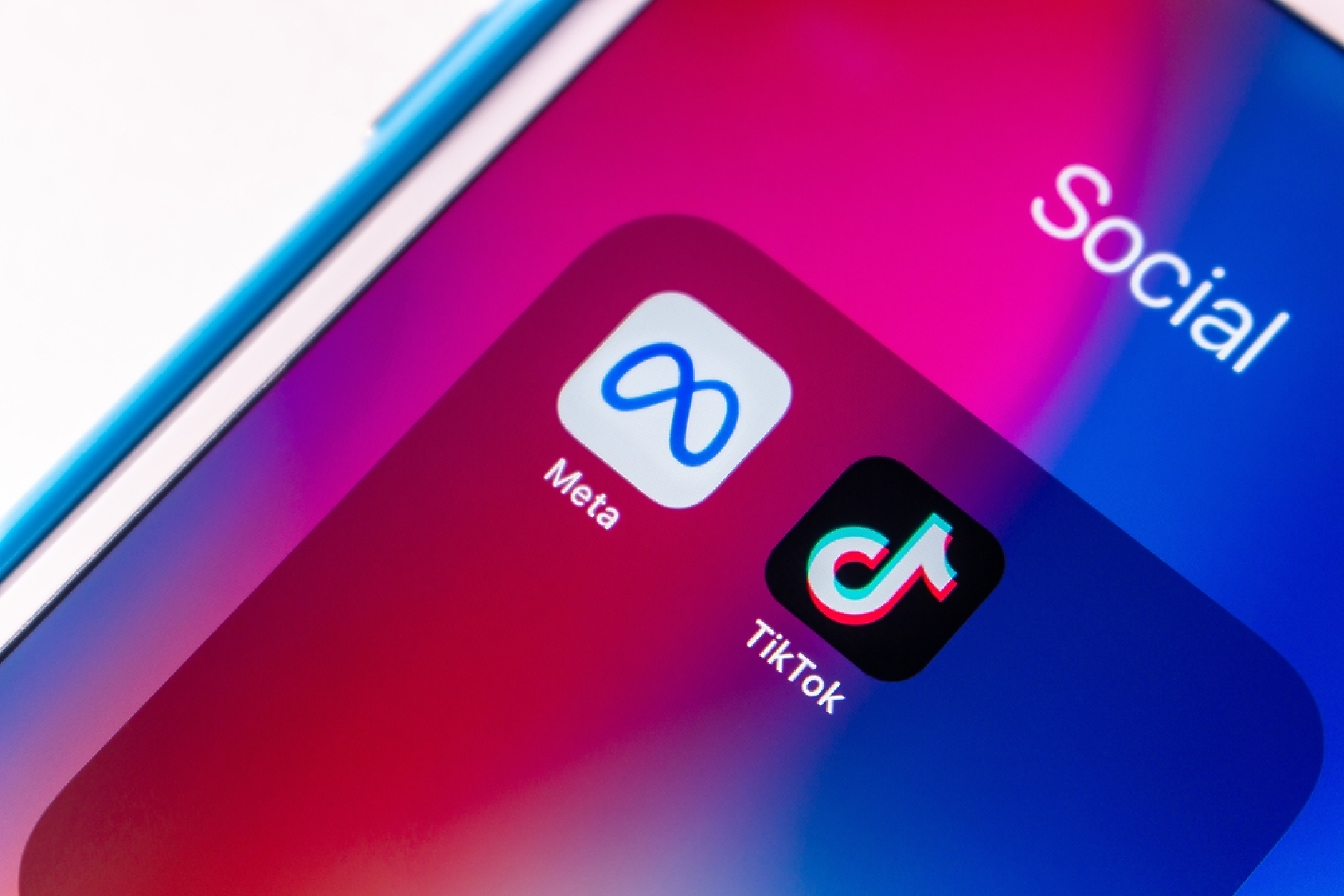Meta забрани рекламите на TikTok във Facebook и Instagram в САЩ