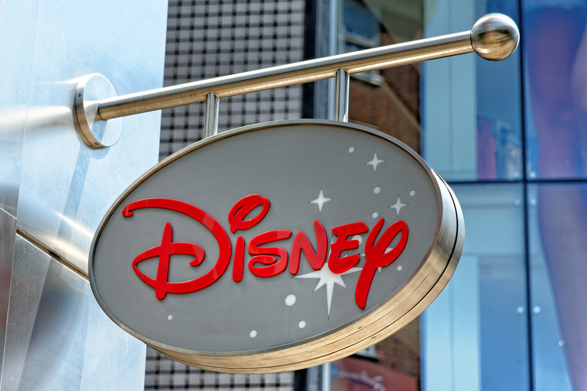 Рекорд: Disney пусна 30 сек. реклама за 10 млн. долара за най-гледаното телевизионно събитие на САЩ - Супербоул 2027