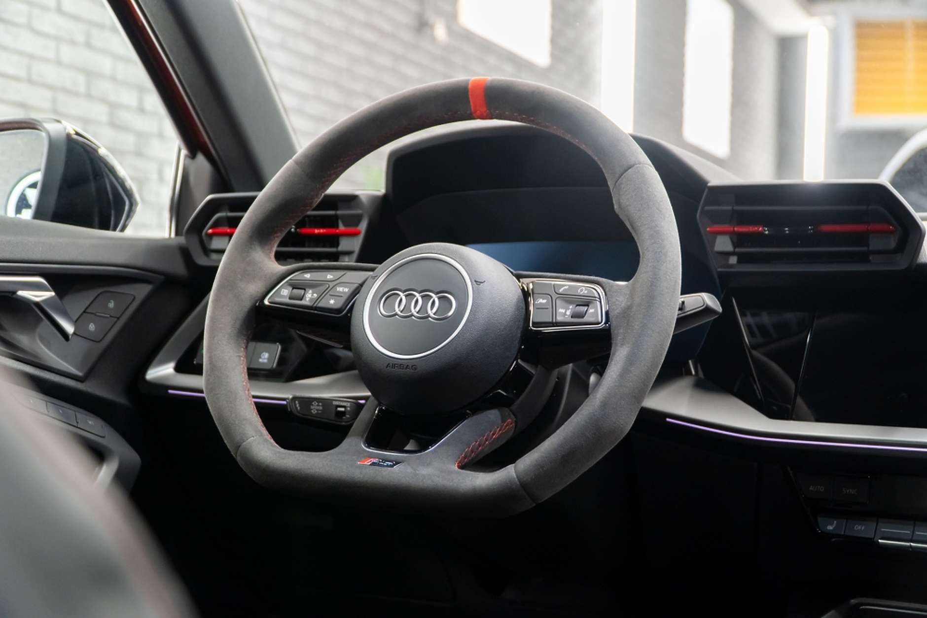 Дефект в кормилната система засяга 2,86 милиона коли на Volkswagen и Audi