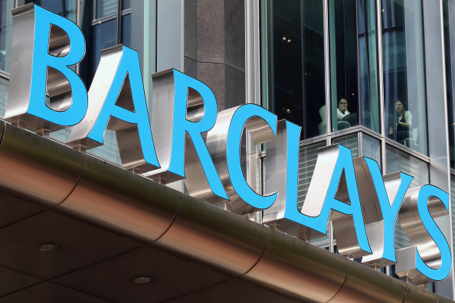 Barclays Bank ще съкрати 5000 работни места след внедряване на изкуствен интелект