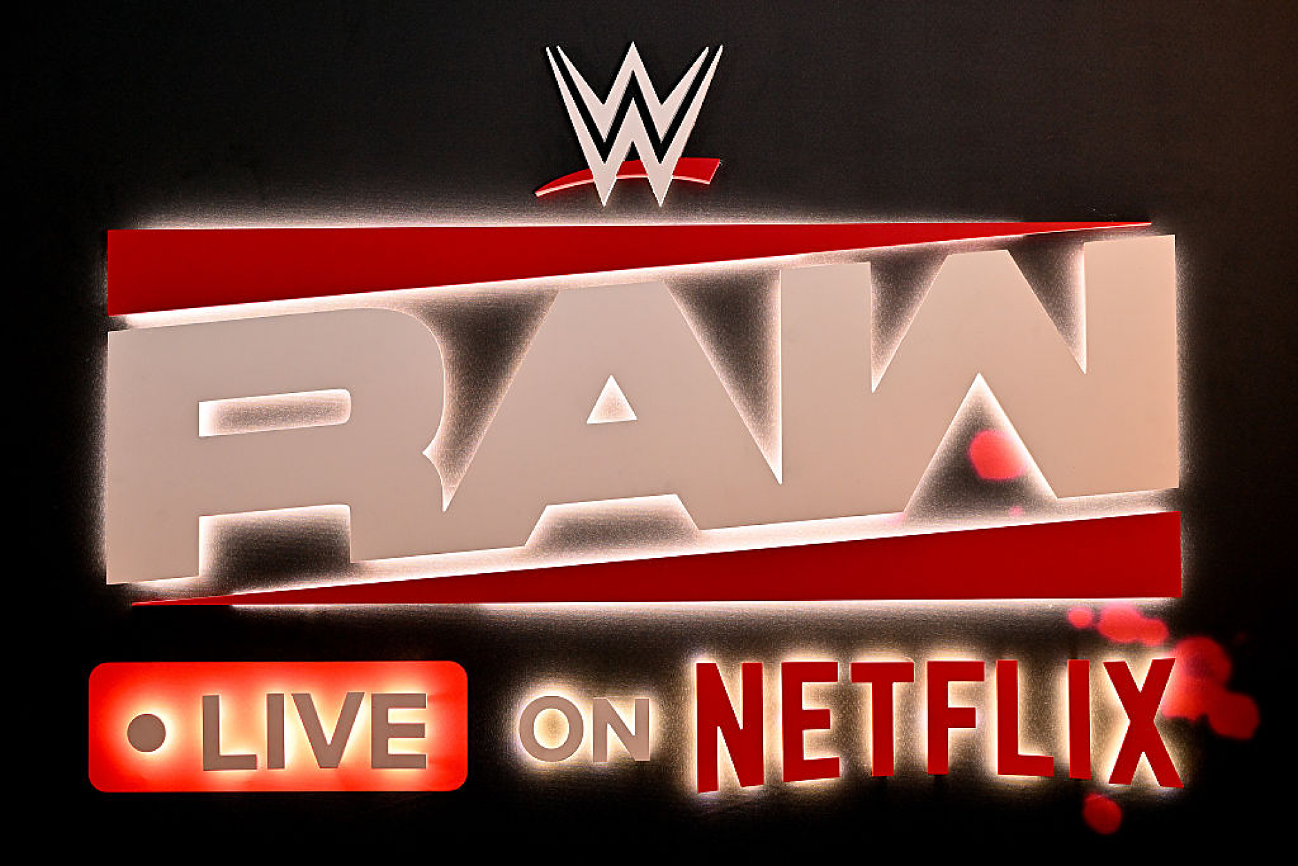 Сделката за $5 милиарда: Как WWE и Netflix промениха правилата на стрийминга